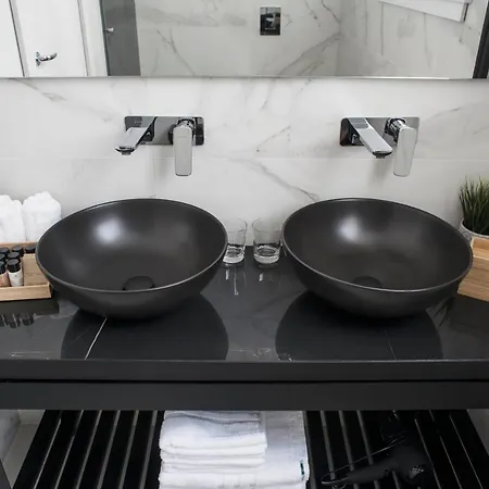 게스트하우스 The Location