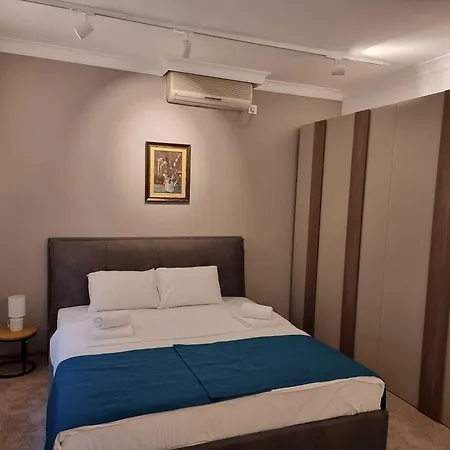 The Location 게스트하우스 4*